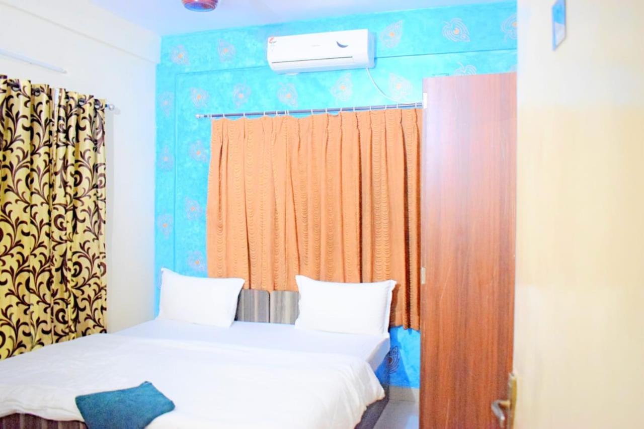 The Tavern Orchid Hotel 加尔各答 外观 照片